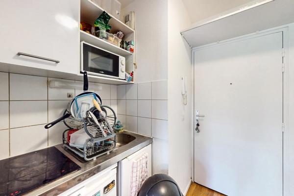 2P VENDU LOUÉ - RENTA BRUTE = 8% – INVESTISSEUR UNIQUEMENT