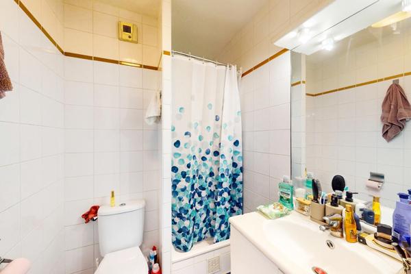 2P VENDU LOUÉ - RENTA BRUTE = 8% – INVESTISSEUR UNIQUEMENT