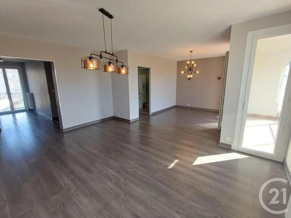 Appartement T3 à vendre  3 pièces - 73,74 m 2   RODEZ  - 12
