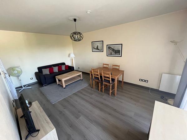 Appartement deux pièces, meublé + Parking - CERGY LE HAUT (44.38 m²)