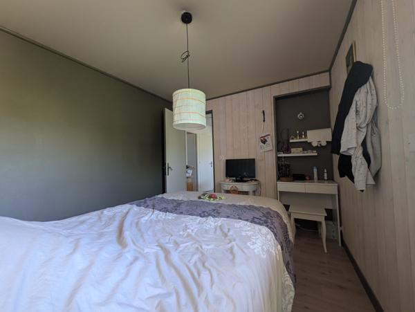 Meyrargues (13650) Maison familiale avec jardin et garage