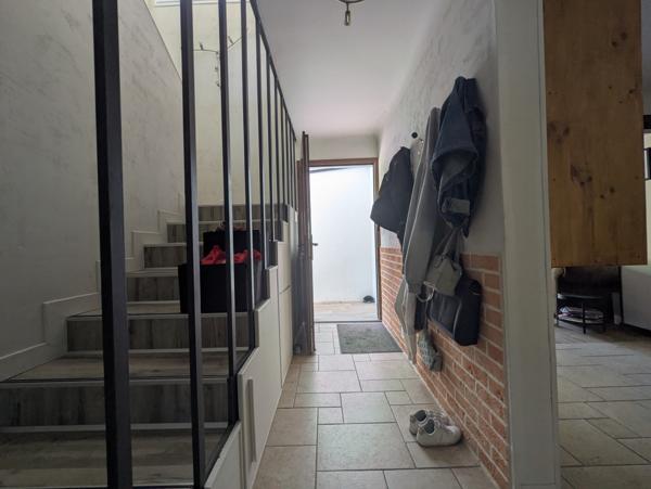 Meyrargues (13650) Maison familiale avec jardin et garage