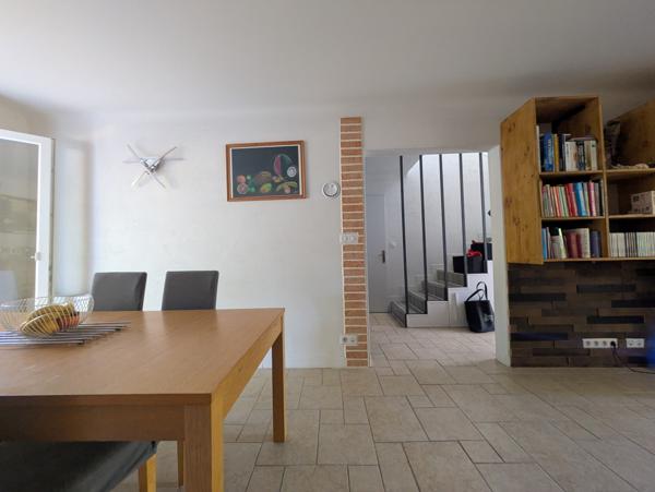 Meyrargues (13650) Maison familiale avec jardin et garage