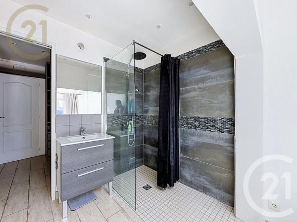 Maison à vendre  5 pièces - 126 m 2   FRONTIGNAN  - 34