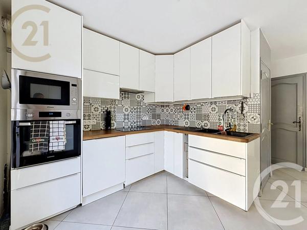 Maison à vendre  5 pièces - 126 m 2   FRONTIGNAN  - 34