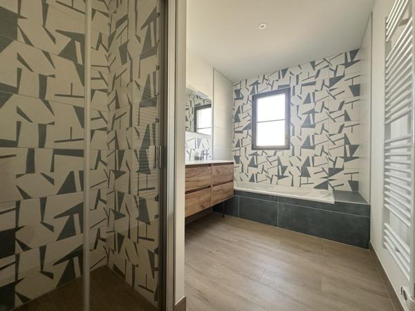 Maison récente à ANGOULINS