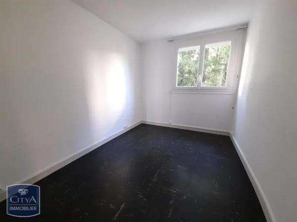 Appartement à louer 4 pièces 64.72m² Le Mans (72100)