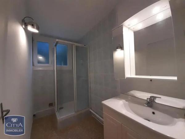 Appartement à louer 4 pièces 64.72m² Le Mans (72100)