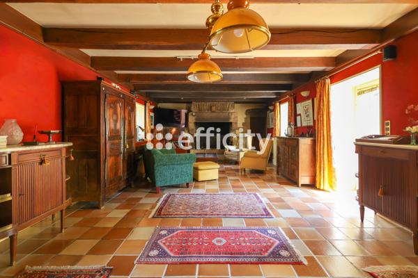Maison
         9 pièces
        - 349 m² Bien prestige 588 000 € *
