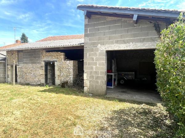 Maison 74 m² à Guesnes 86420