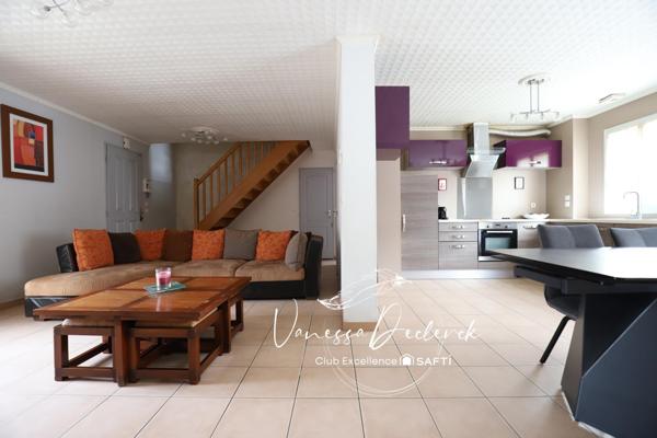 MAISON FAMILIALE 4 CHAMBRES AVEC JARDIN ET GARAGE