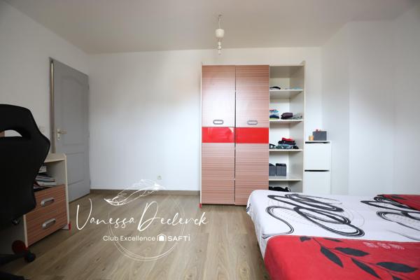 MAISON FAMILIALE 4 CHAMBRES AVEC JARDIN ET GARAGE