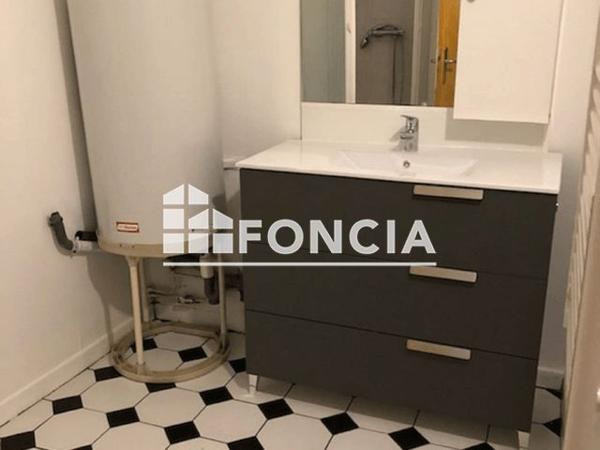 Location Appartement 2 pièces 47.4 m² - 54 AVENUE DE PARIS Chateau Thierry 02400