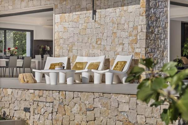 CO-EXCLUSIVITÉ - Villa contemporaine d’exception – Valbonne, au calme