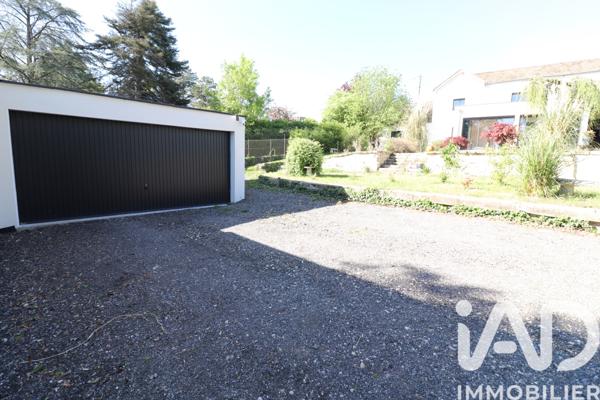 Maison à vendre 8 pièces 232,27 m² Moret-Loing-et-Orvanne