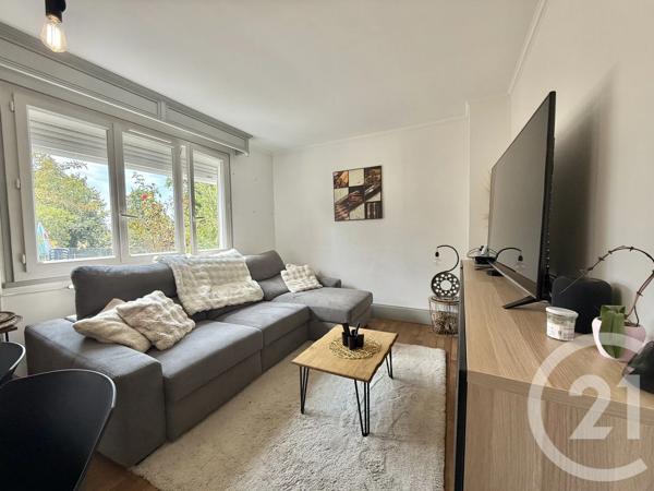 Maison à vendre  4 pièces - 81,06 m 2   YZEURE  - 03