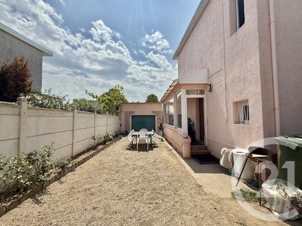 Maison à vendre  4 pièces - 81,06 m 2   YZEURE  - 03