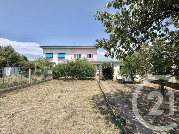 Maison à vendre  4 pièces - 81,06 m 2   YZEURE  - 03