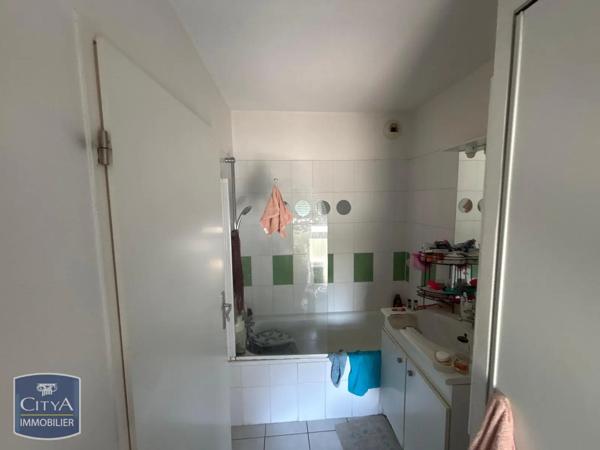 Appartement à louer 2 pièces 47.73m² Bordeaux (33800)