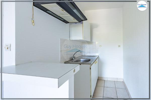MOISSY CRAMAYEL : appartement T1 avec terrasse et PARK S/SOL