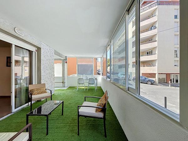 Appartement Marseille 3 pièce(s) 61 m2  Blancarde