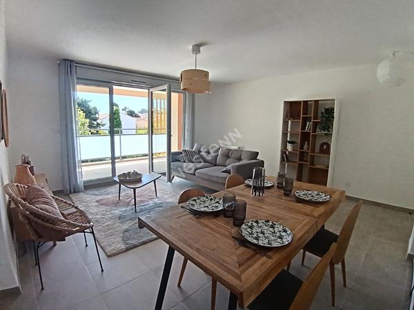 Appartement T3 de 62,40m² avec terrasse de 8,50m² et 2 places de parking