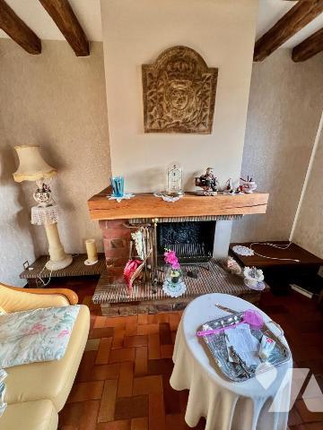 À VENDRE – MAISON À HOUPPEVILLE – QUARTIER CALME EN IMPASSE