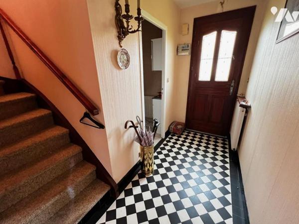 À VENDRE – MAISON À HOUPPEVILLE – QUARTIER CALME EN IMPASSE