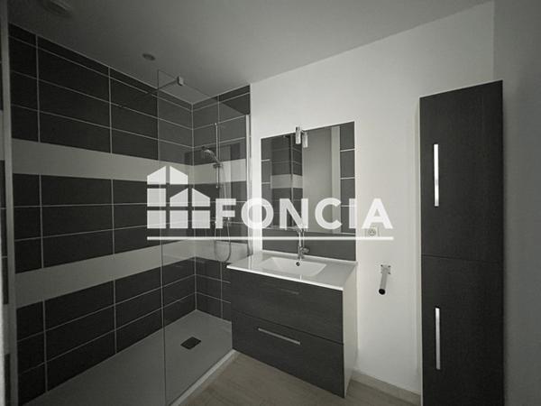 Location Appartement 3 pièces 72 m² - 3 RUE GEOFFROY Gien 45500