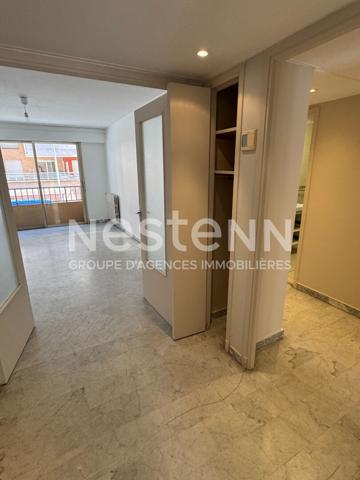 LOCATION VIDE - Appartement 3 pièces à louer à Nice Riquier - Emplacement privilégié