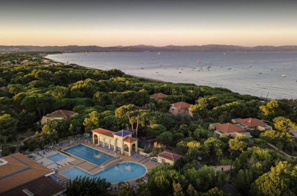INVESTISSEMENT LOCATIF – HYERES – Résidence de Tourisme Riviera Beach Club Belambra – 7,22% de rentabilité