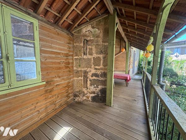 Ensemble en pierres à LACAPELLE-MARIVIAL