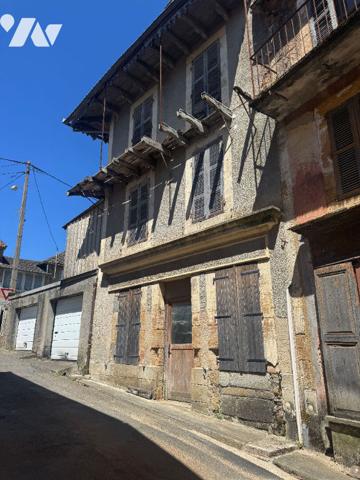 Ensemble en pierres à LACAPELLE-MARIVIAL