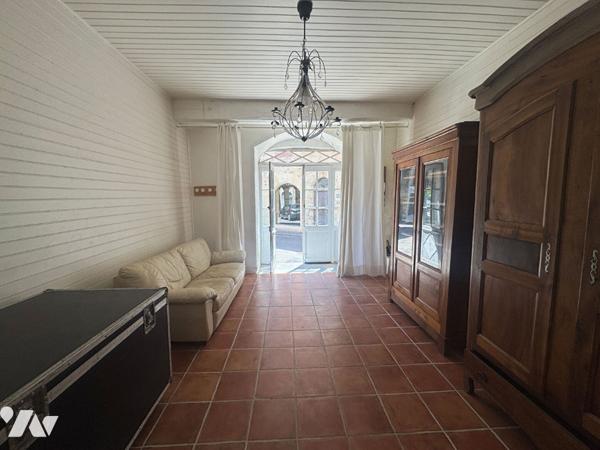 Ensemble en pierres à LACAPELLE-MARIVIAL