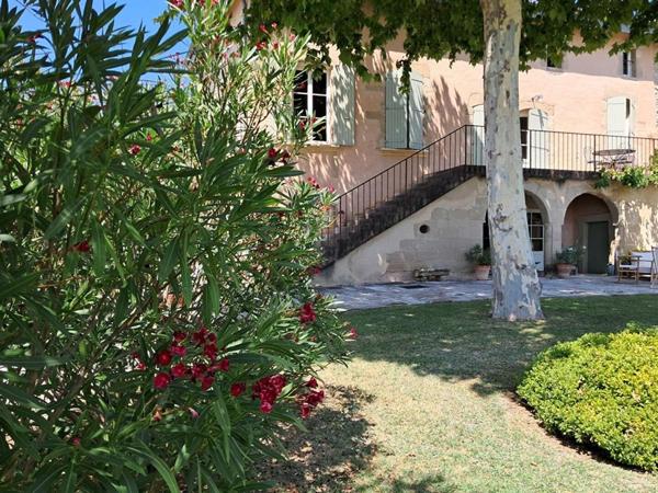 Belle Villa de caractère -  Mours St Eusèbe - Double habitation - Piscine - 699 000