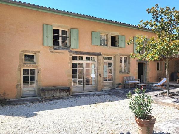 Belle Villa de caractère -  Mours St Eusèbe - Double habitation - Piscine - 699 000