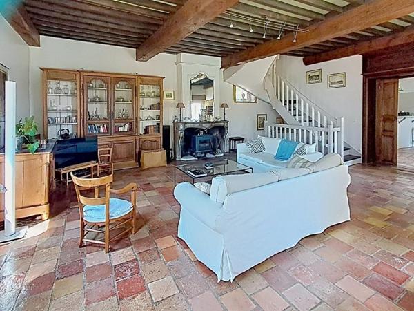 Belle Villa de caractère -  Mours St Eusèbe - Double habitation - Piscine - 699 000