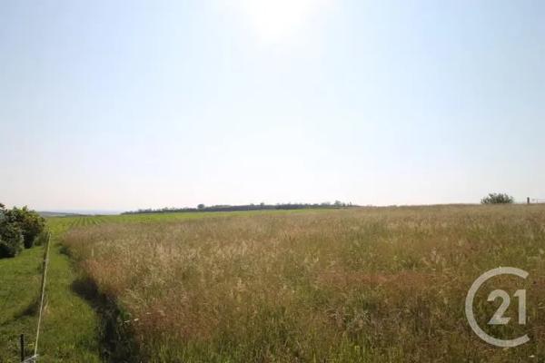 Terrain à vendre  1108 m 2   ENVAL  - 63