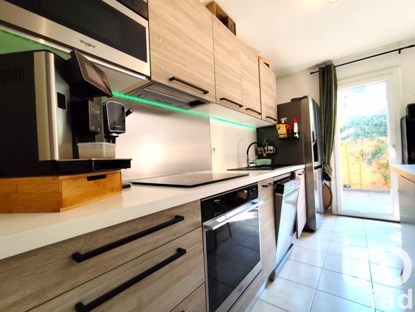 Appartement à vendre 4 pièces 66 m² Ollioules