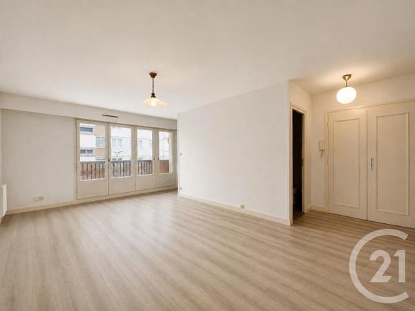 Appartement T1 à vendre  1 pièce - 31,78 m 2   AIX LES BAINS  - 73