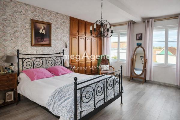 Maison à HALLENCOURT, 80490 - 5 pièces 146m²