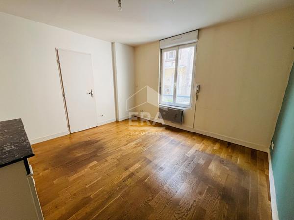 HYPERCENTRE - Charmant local commercial à louer