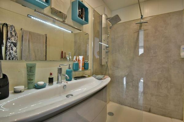 Appartement à louer    3 pièces • 65,64 m2 Valence