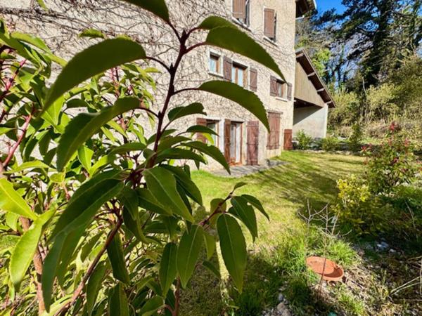 Appartement à vendre 4 pièces GEX (01)