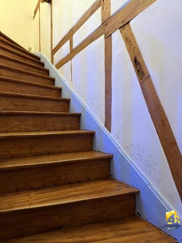 Maison - 14 pièces - 357 m²