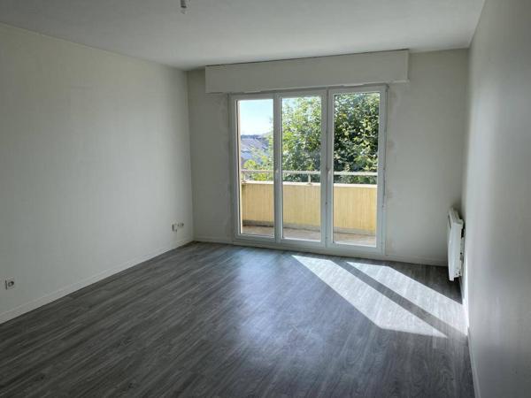 Appartement 3 pièces                                        - 44000 Nantes Réf : 12040