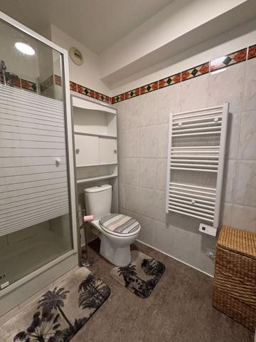 CROS deux pièces avec parking sous sol