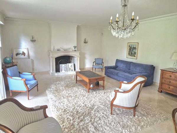 A VENDRE NANTES ZOLA Maison 3 chambres avec garage et jardin paysager