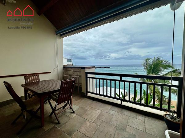 Appartement meublé 4 pièces 98 m² - Roche Noire - Pieds dans l'eau