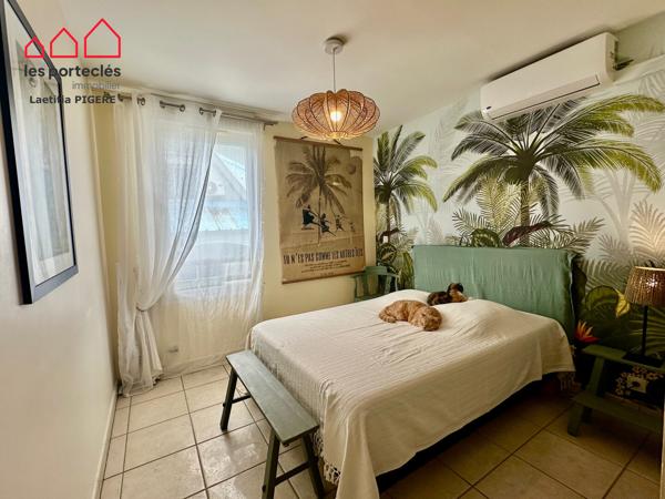 Appartement meublé 4 pièces 98 m² - Roche Noire - Pieds dans l'eau